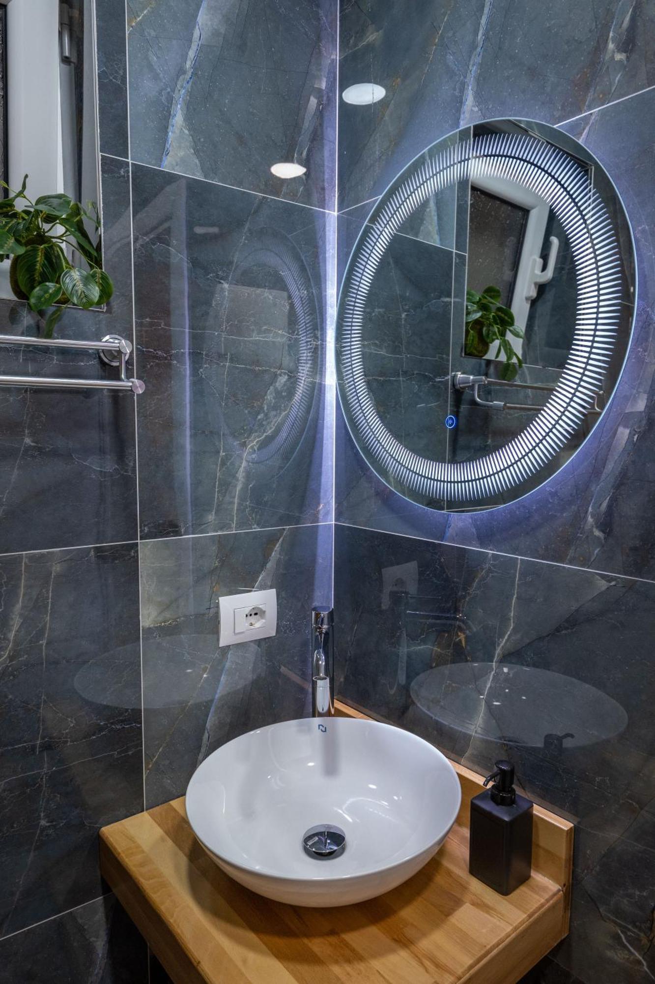 Crown Hf Ksamil Apartman Kültér fotó